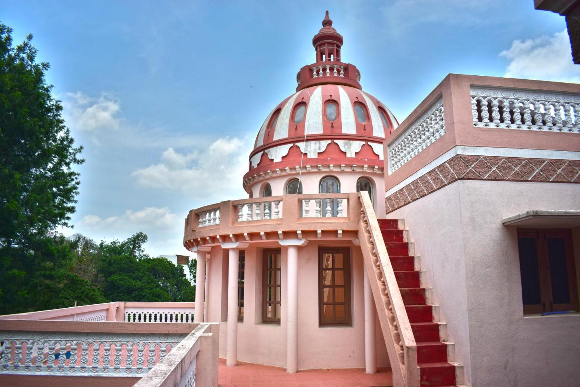 Jains Royal Palace Resorts Yelagiri Εξωτερικό φωτογραφία