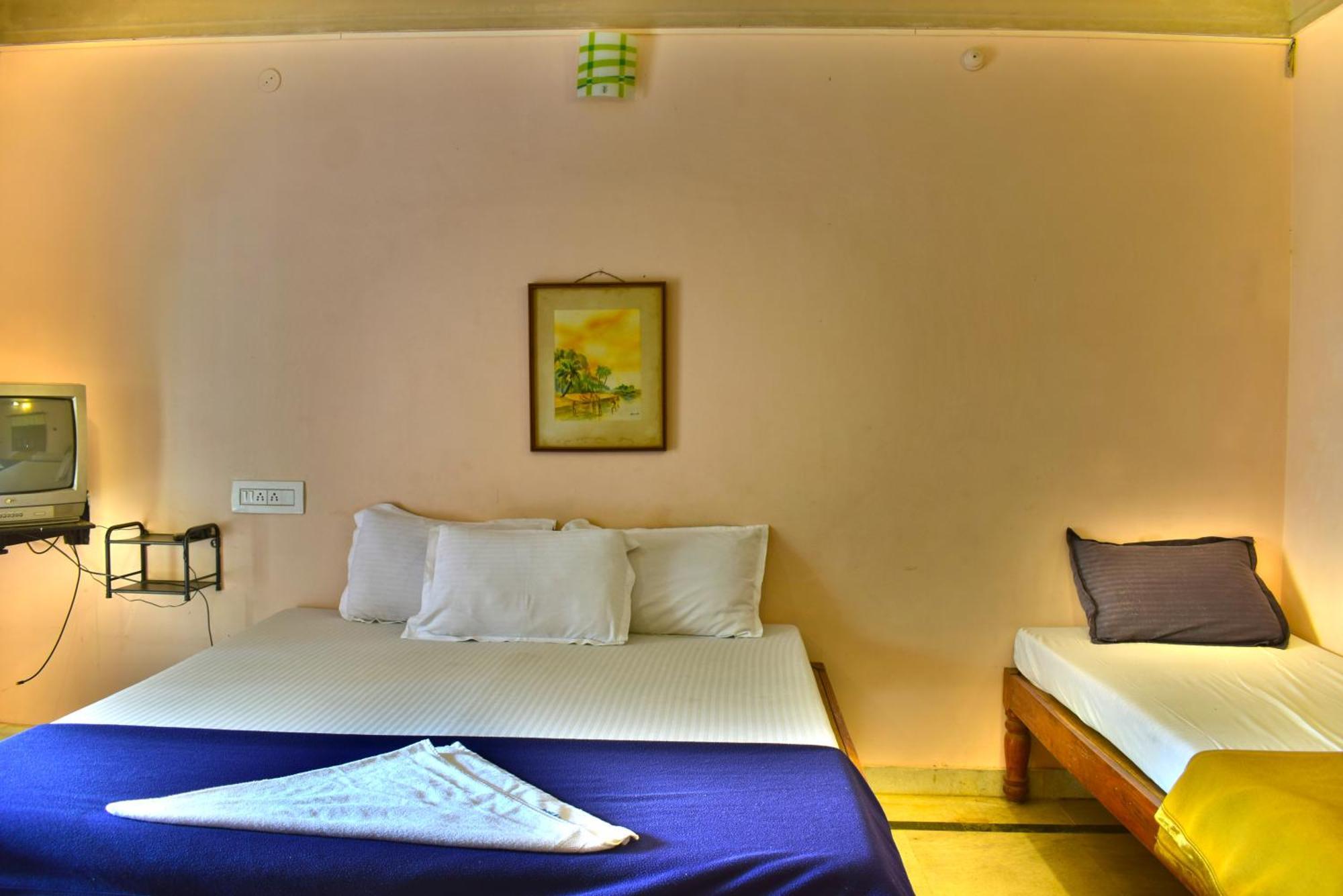 Jains Royal Palace Resorts Yelagiri Εξωτερικό φωτογραφία
