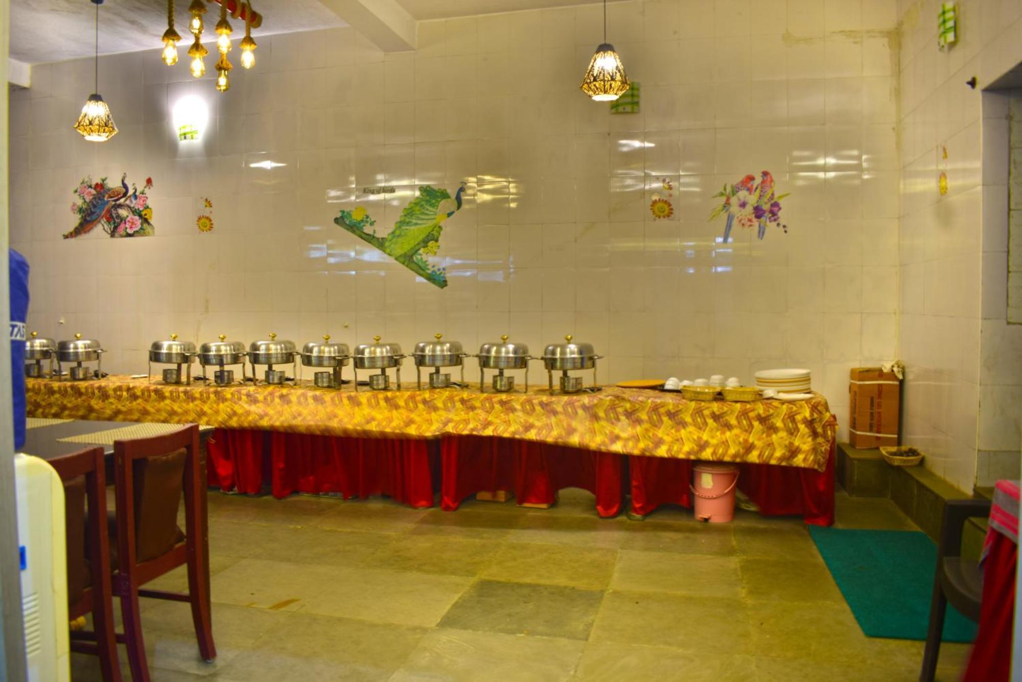 Jains Royal Palace Resorts Yelagiri Εξωτερικό φωτογραφία