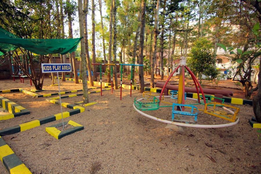 Jains Royal Palace Resorts Yelagiri Εξωτερικό φωτογραφία