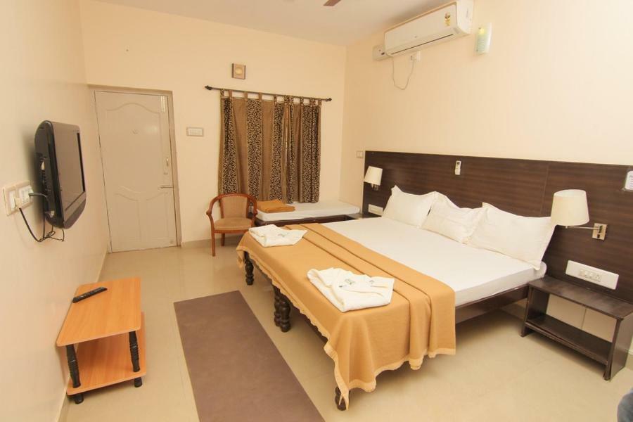 Jains Royal Palace Resorts Yelagiri Εξωτερικό φωτογραφία