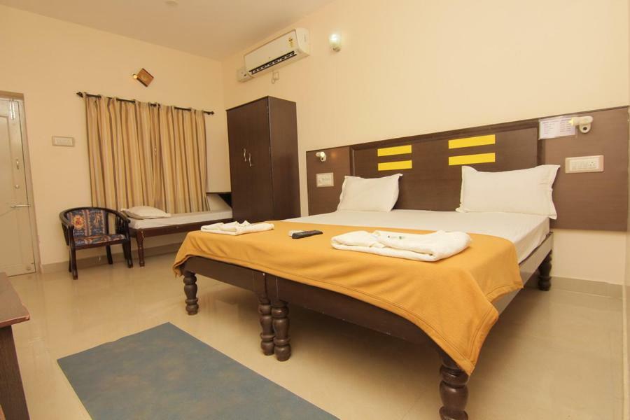 Jains Royal Palace Resorts Yelagiri Εξωτερικό φωτογραφία
