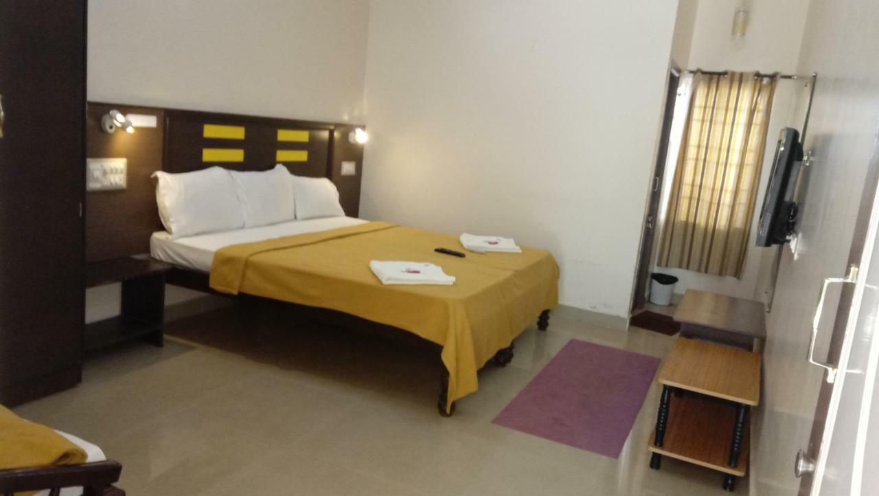 Jains Royal Palace Resorts Yelagiri Εξωτερικό φωτογραφία